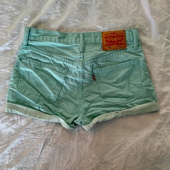 Levi’s 501 Button Fly Jean Shorts - Picture 2 of 2